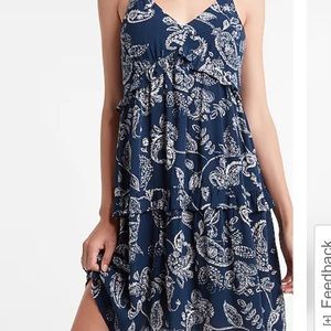 Express dress, fully lined NWT! Tiered trapeze blue printed dress size XS